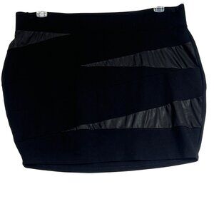 Torrid Black Mini Skirt w/ Faux Leather Stripes & Stretchy Fit Womens Size 1/1X